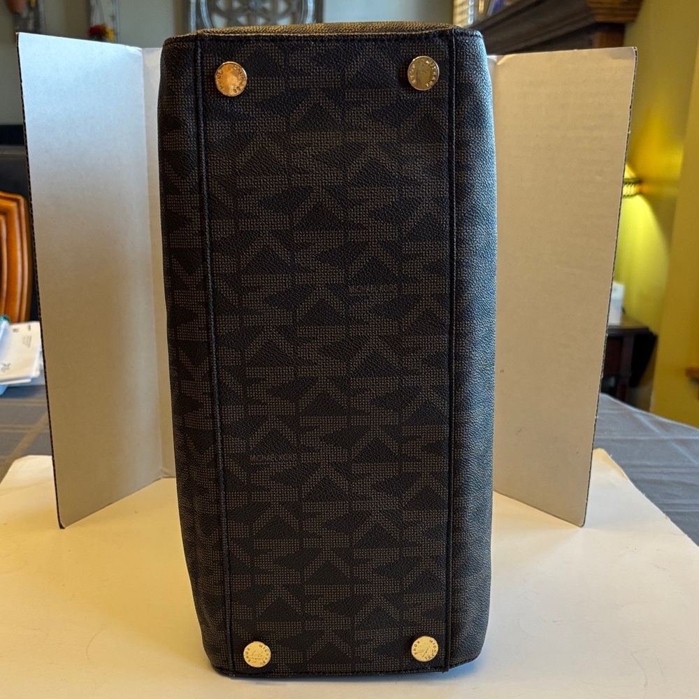 Michael Kors Logo Satchel NO CALL OUTS 13” x 10” x 6” Deep - Picture 7 of 10